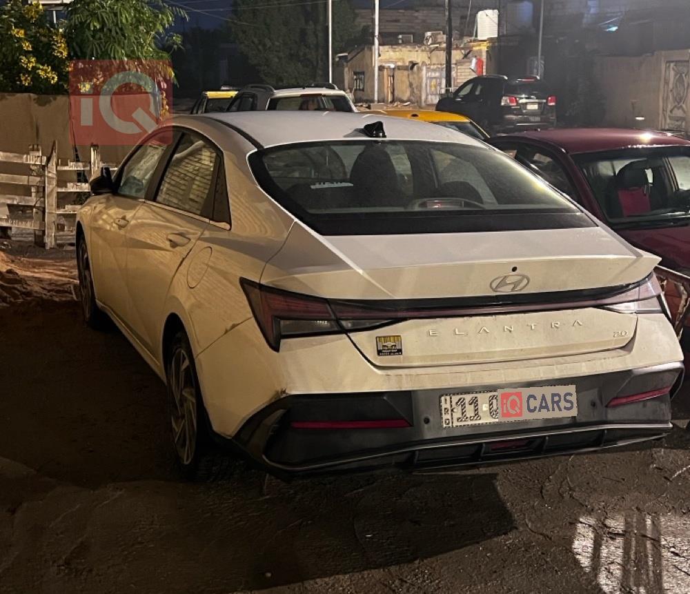 هيونداي النترا